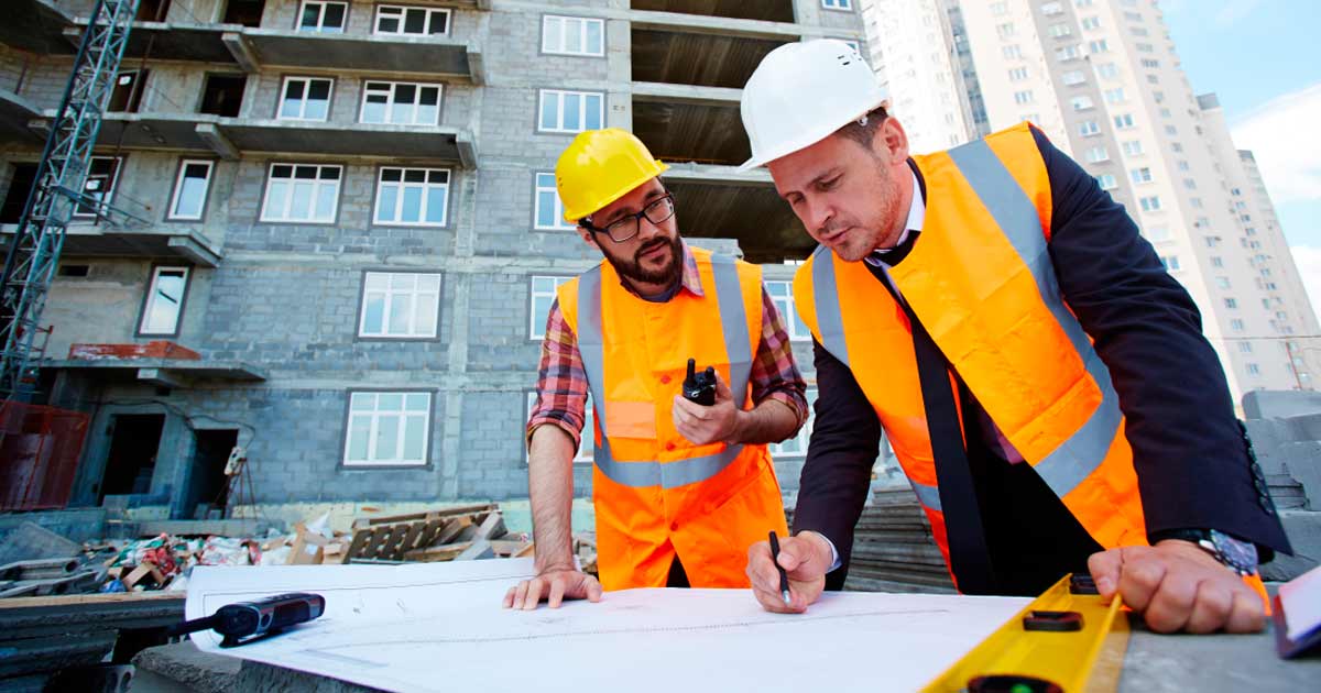 Essential Safety Gear: A Comprehensive Guide for building construction industry in Oman